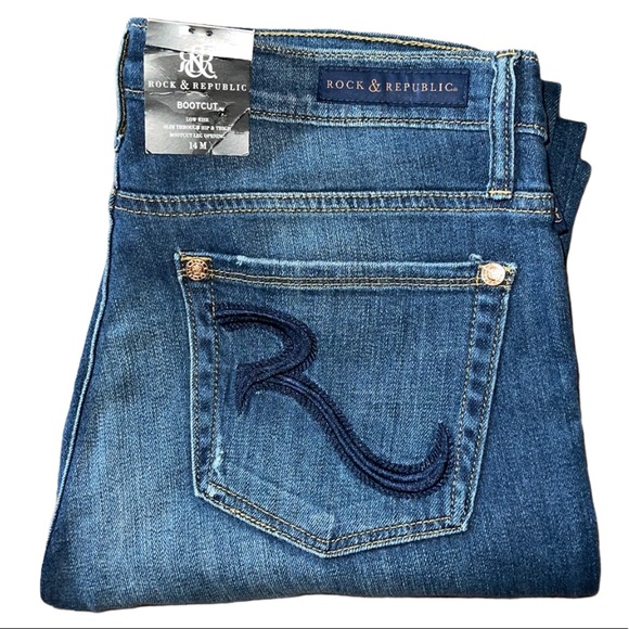 Rock & Republic NWT Low Rise Typhoon Bootcut Jeans - Picture 5 of 17